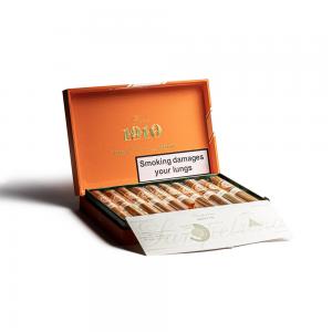 Casa 1910 Soldadera Edition Sampetrina Robusto Cigar - Box of 10